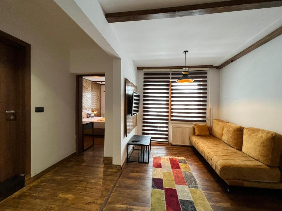 Mia'S Favorite Hotel マヴロヴォ エクステリア 写真